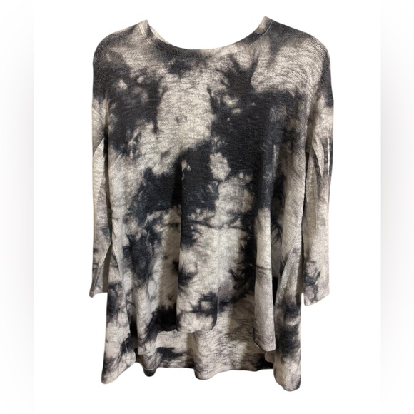 Jess & Jane Tops - Jess & Jane Tie Dye Lightweight Long Sleeve Top Large